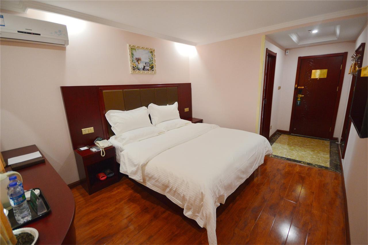 Greentree Inn Henan Qinyang Middle Huaifu Road Express Hotel Buitenkant foto